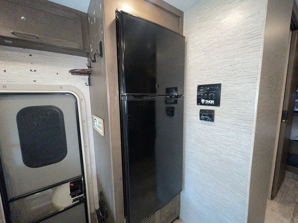 2022 Thor Motor Coach Freedom Traveler A32, Photos photo 7