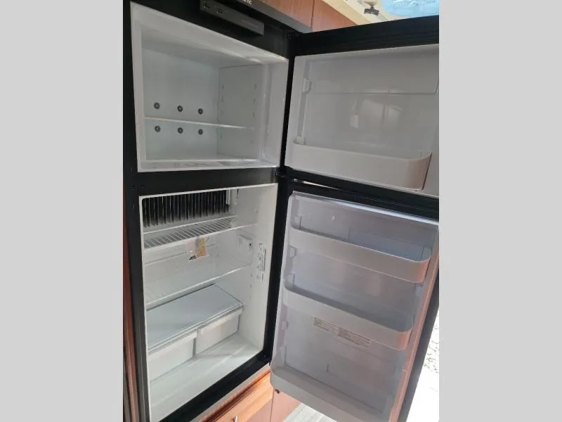 2027 Northern Lite Limited Edition 10-2EXLEDB - Photo 2