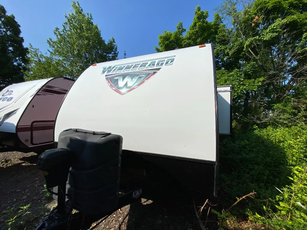 2017 Winnebago Minnie 2401RG - Photo 2