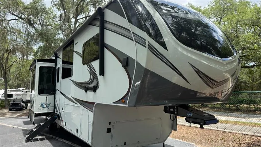 2021 Grand Design Solitude 390RK - Photo 2