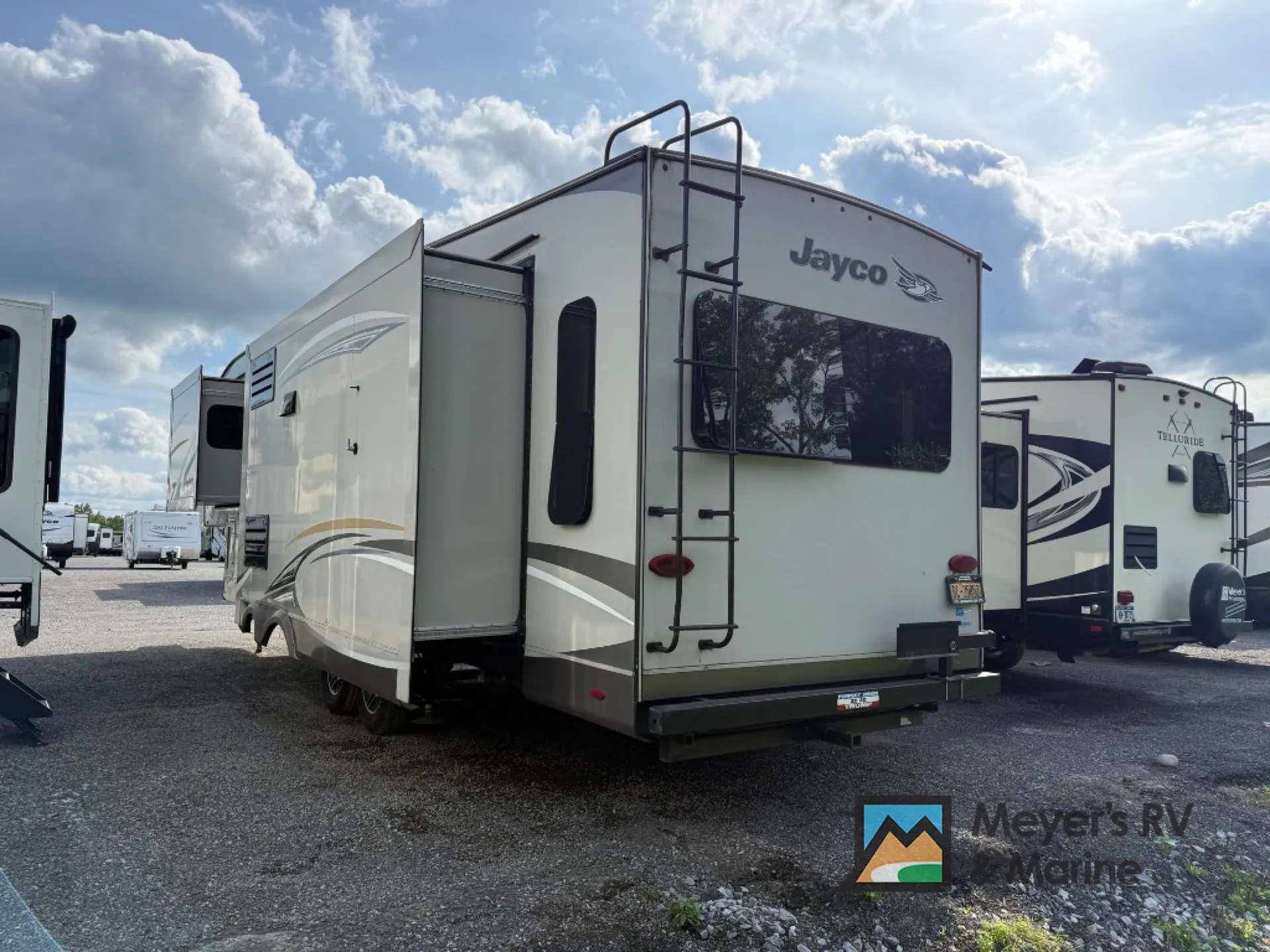 2017 Jayco Eagle 321RSTS - Photo 3