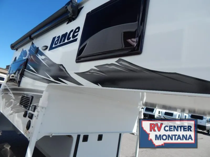 2026 Lance Lance Truck Campers New    850 - Photo 3