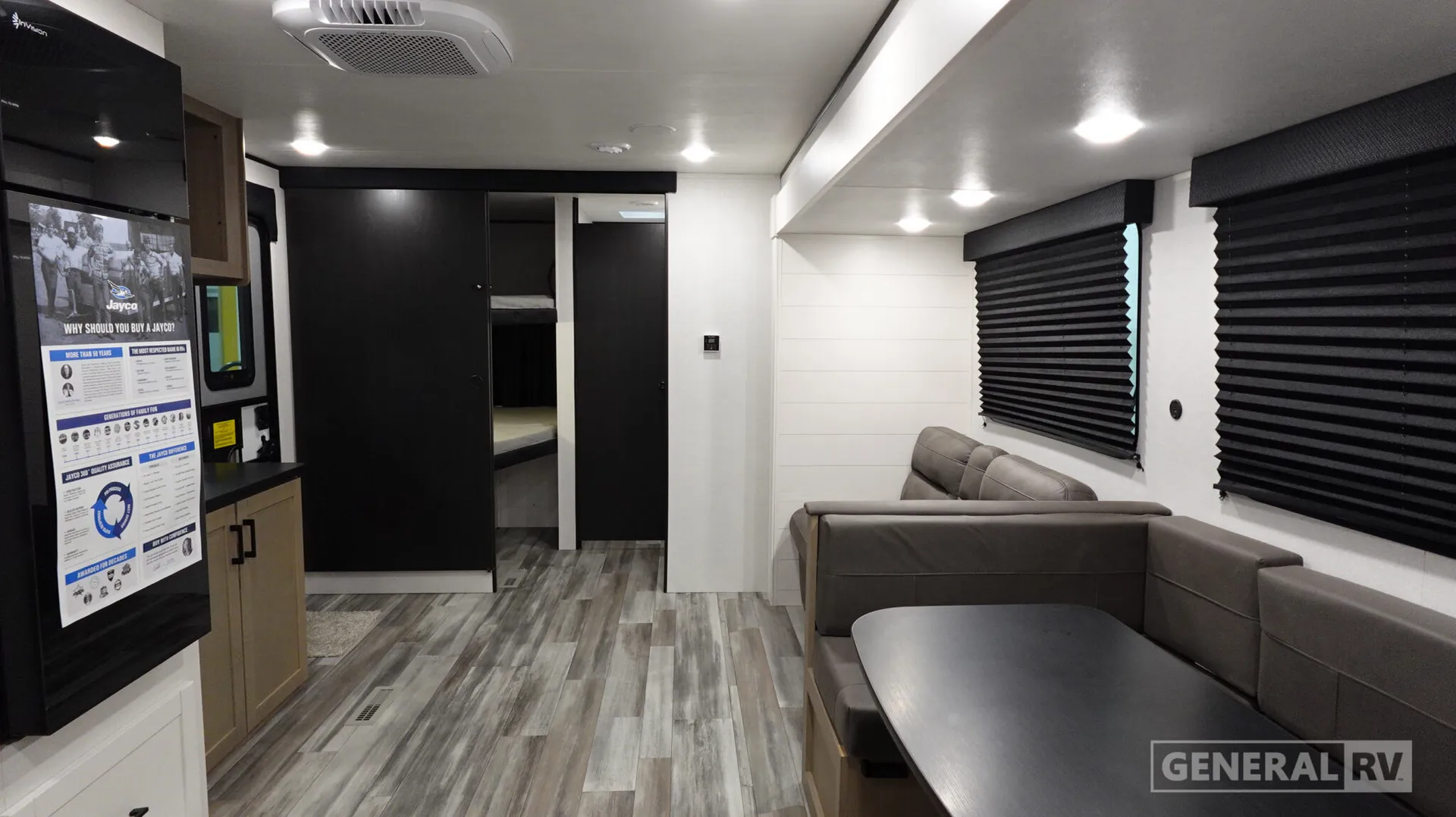 2026 Jayco Jay Flight SLX 330TBS - Photo 3