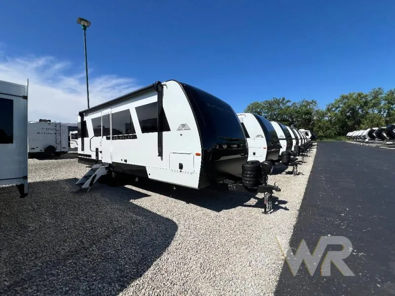 2027 Brinkley Model Ix 23X - Photo 2