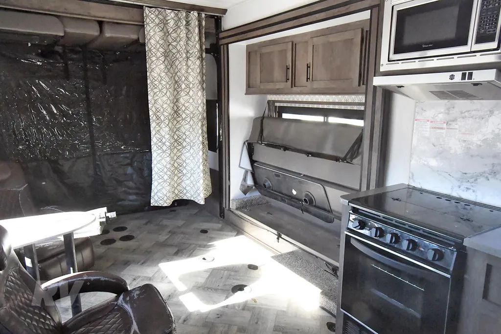 2022 Forest River Stealth FQ2715G, Photos photo 10