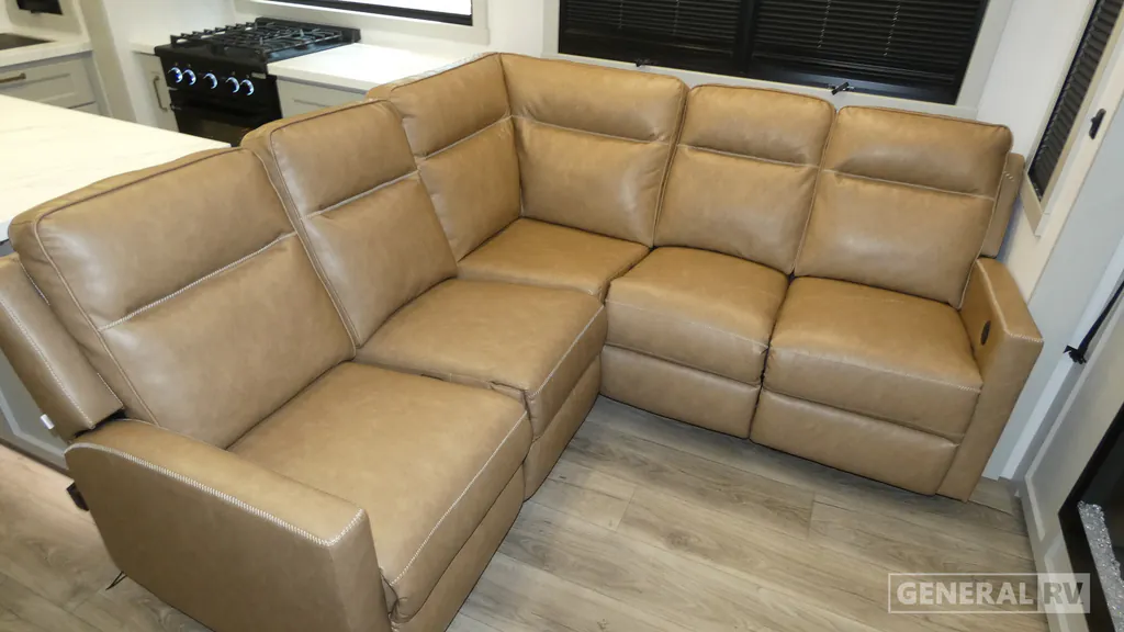 2025 Brinkley Model G 3250, Photos photo 29