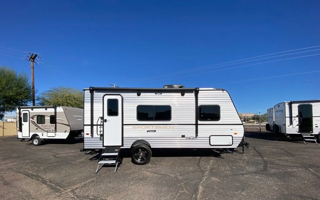 2025 KZ RV KZ-RV Sportsmen Classic 160QB - Photo 4