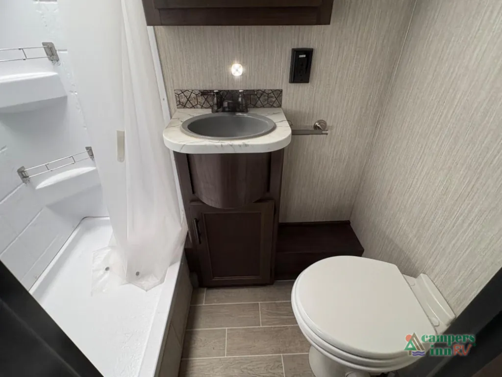2020 Forest River Cherokee 29B+, Photos photo 38