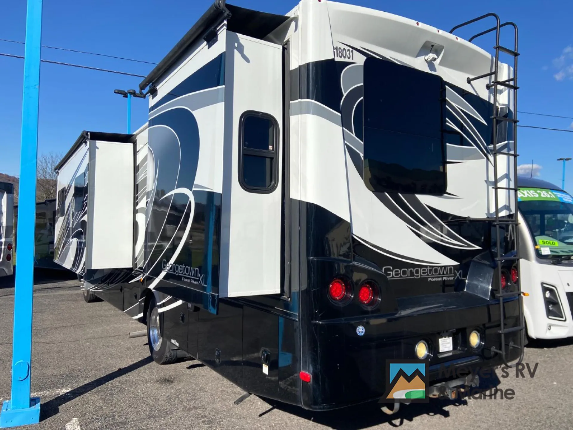 2018 Forest River Georgetown XL 377TS - Photo 4