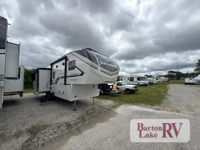 2027 Keystone RV Cougar Half-Ton 26RKE - Photo 2