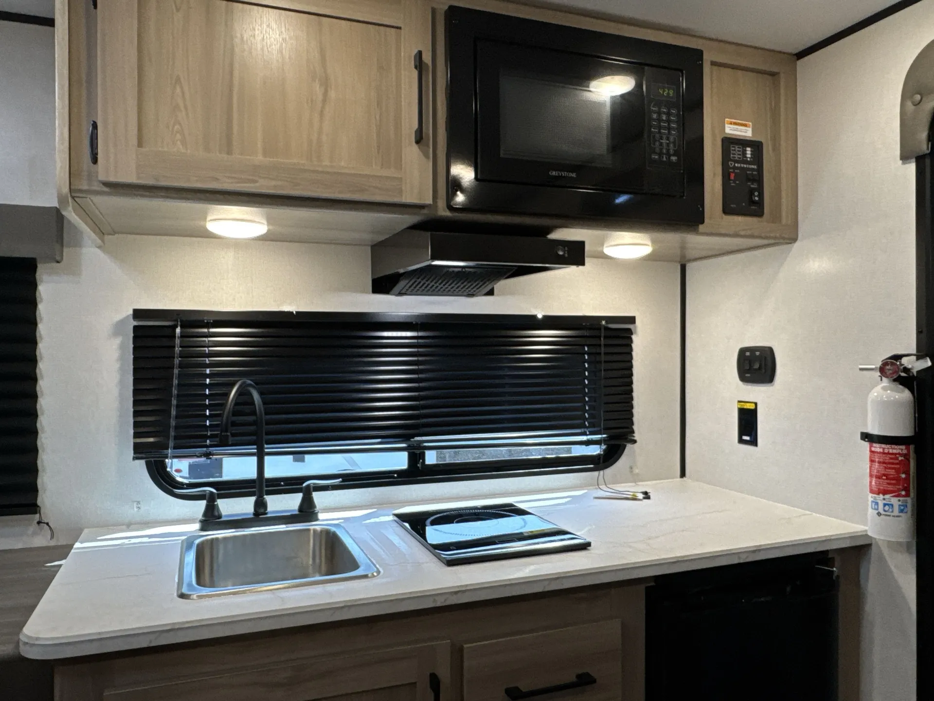 2026 Keystone Coleman 13S — kitchen