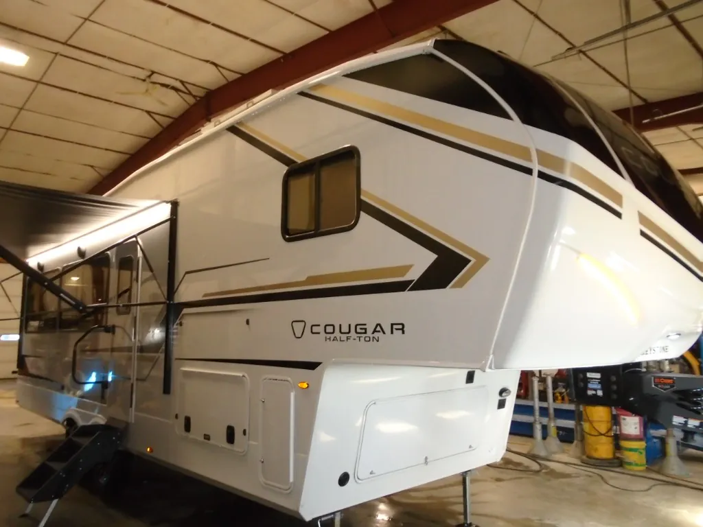 2026 Keystone RV Cougar Half-Ton 26RES - Photo 2