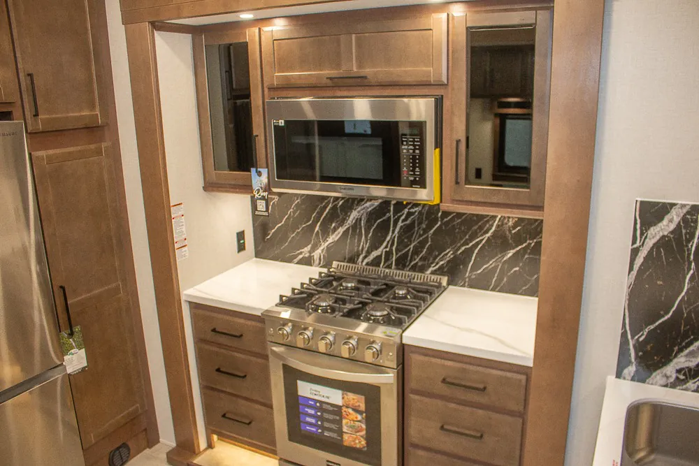2025 Forest River RiverStone 425FO, Photos photo 19