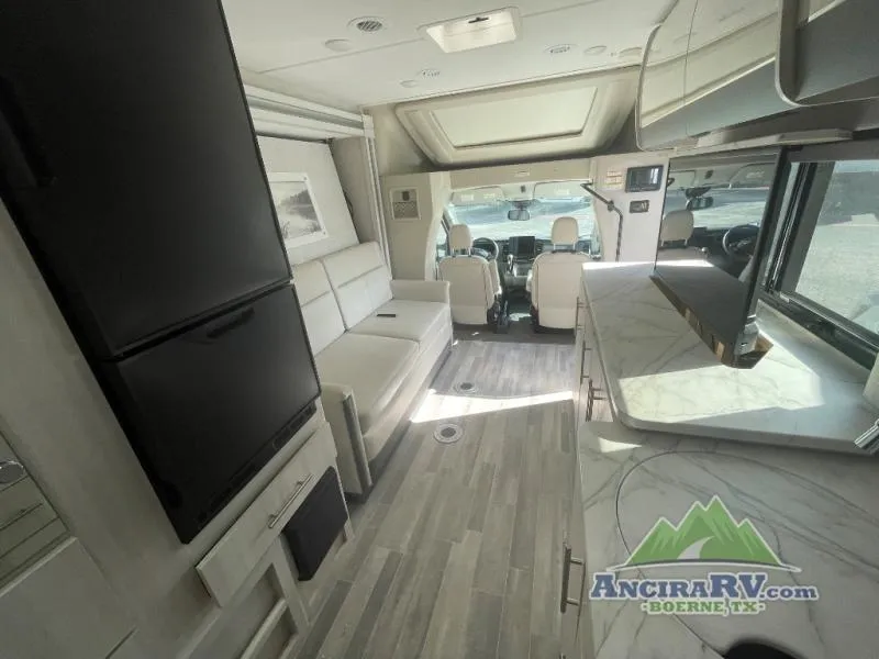 2018 Forest River RV Sunseeker MBS 2400W - Photo 2