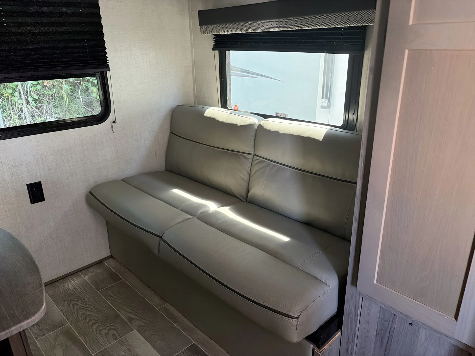 2022 Gulf Stream Ameri-Lite Ultra-Lite 22RSD — living area main