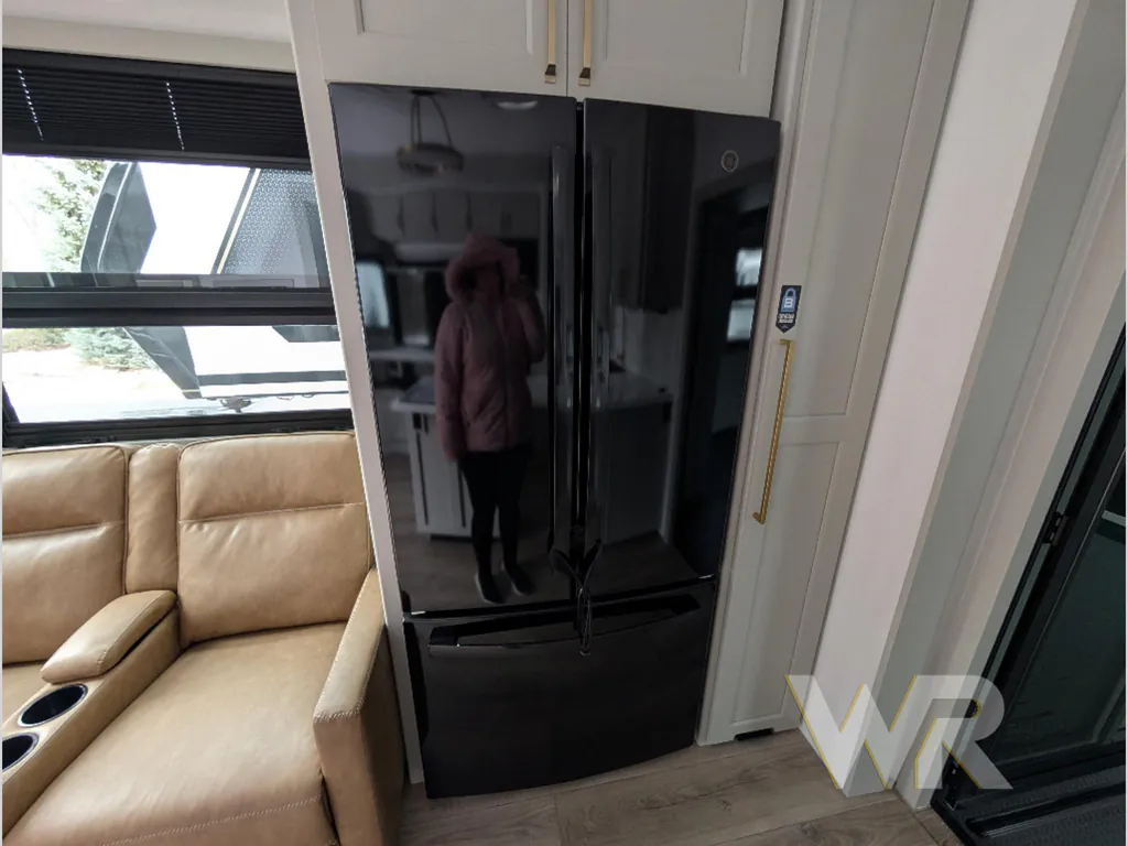 2026 Brinkley Model G 3520, Photos photo 17