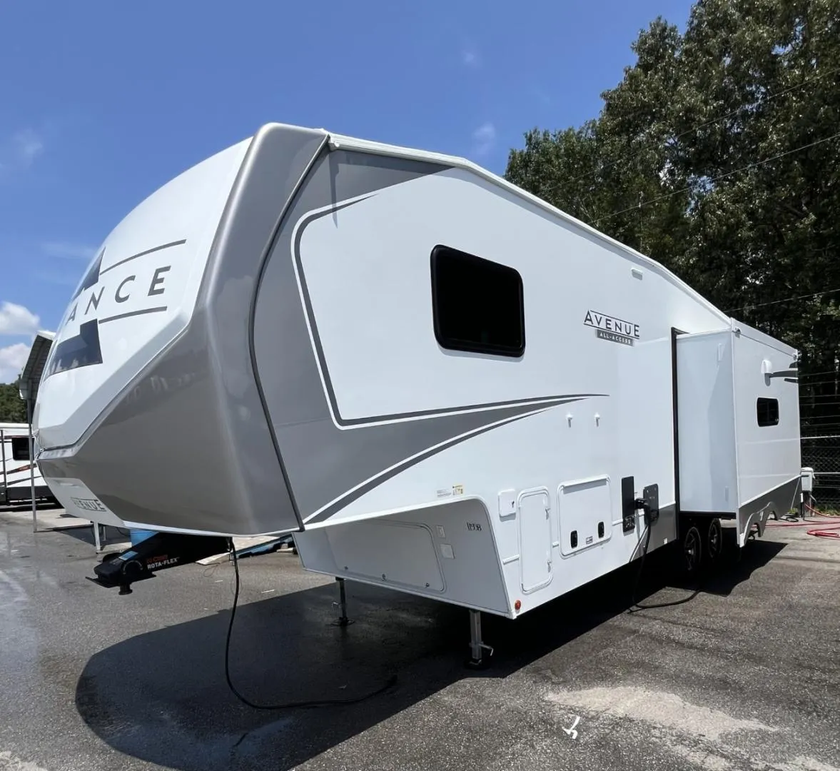 2026 Alliance RV Avenue 29RL - Photo 4