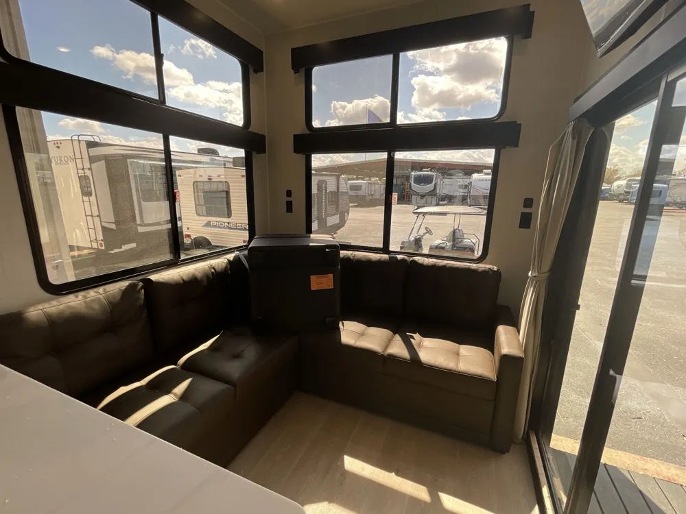 2026 - Photo 3
