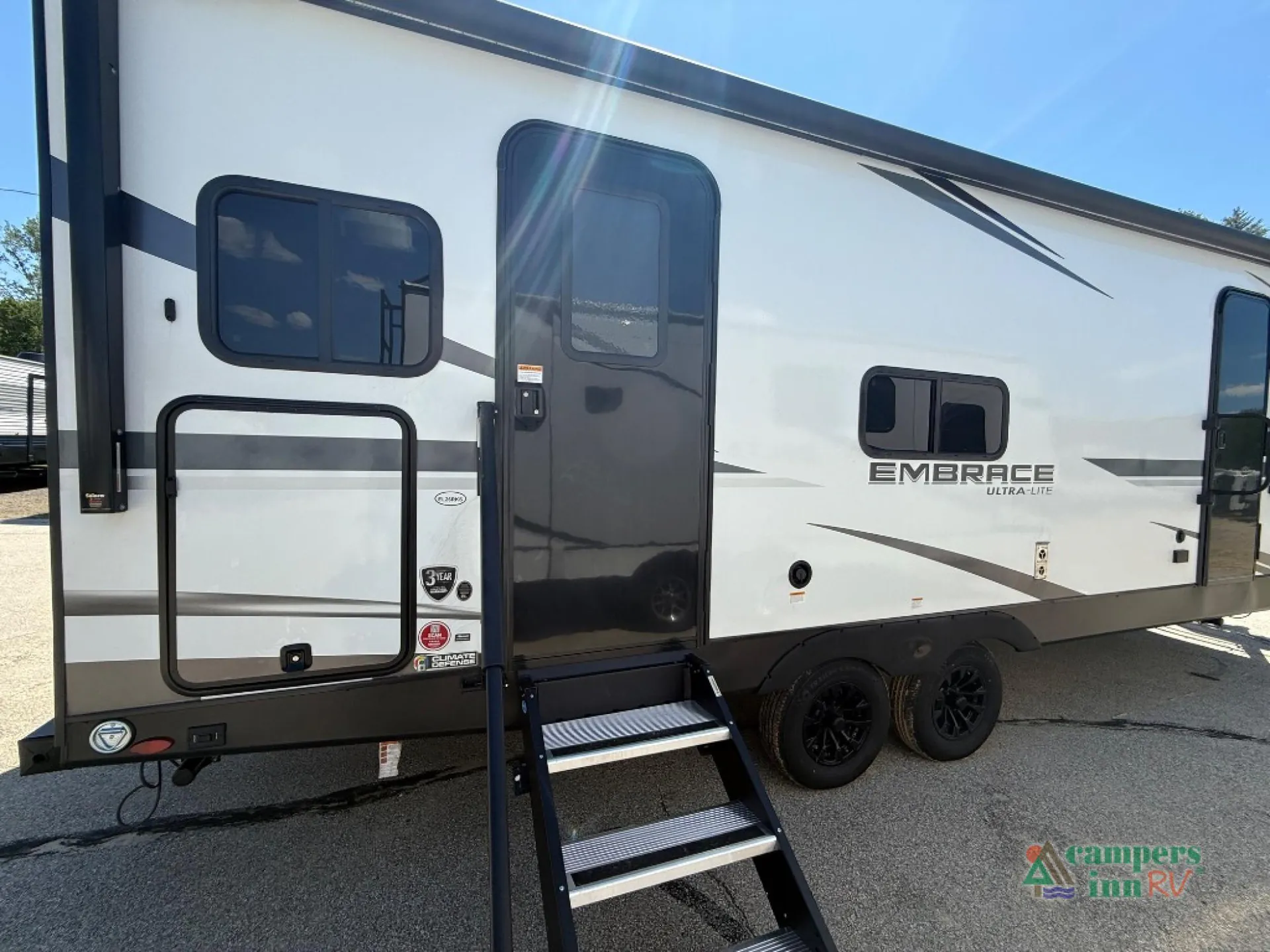 2026 Cruiser RV Embrace EL26RKS - Photo 4