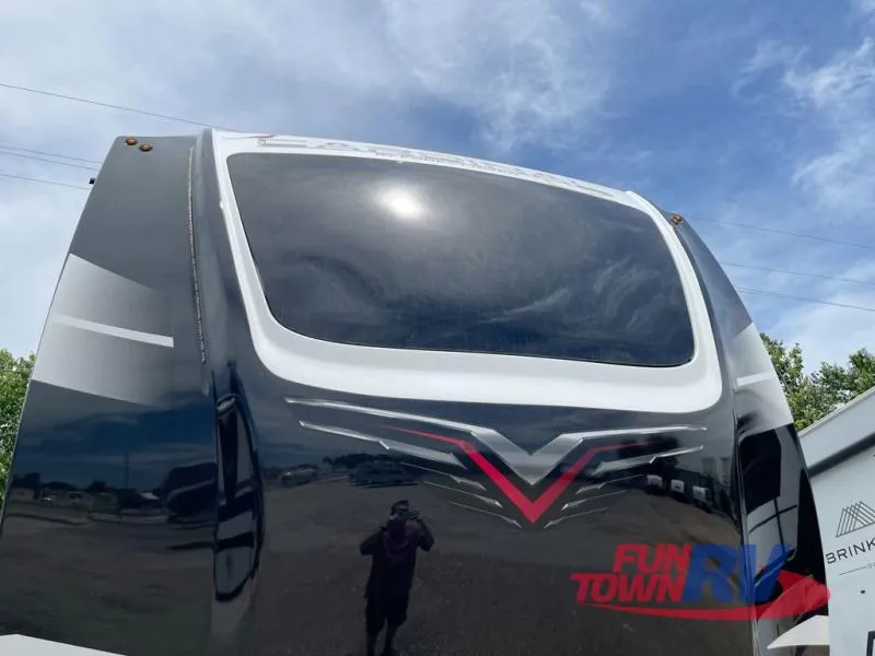 2023 Forest River Cardinal Luxury 380RLX - Photo 3