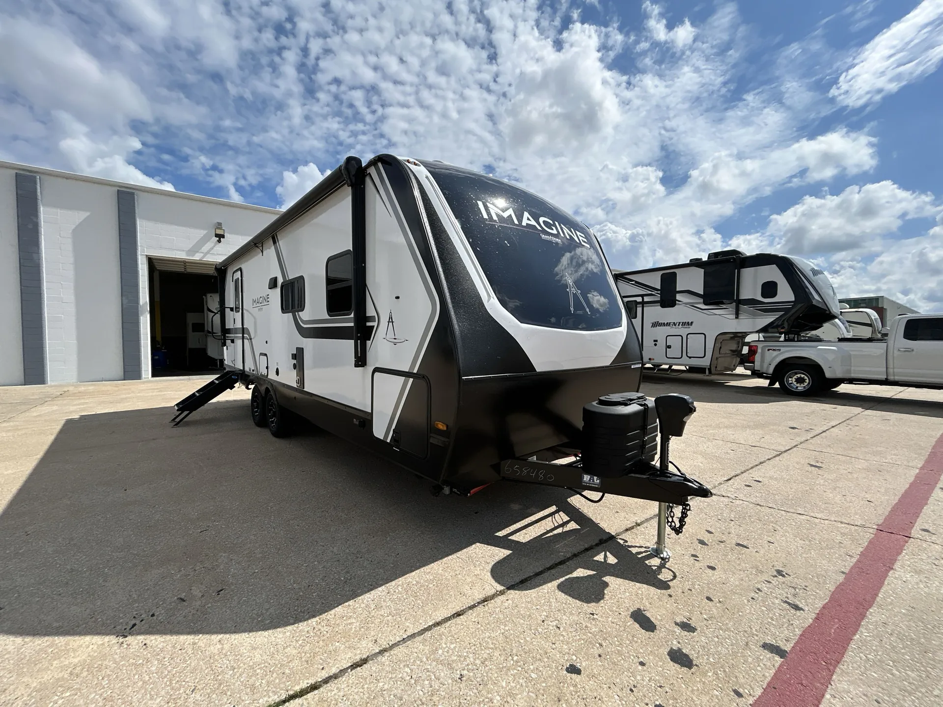 2027 Grand Design Imagine 2600RB - Photo 2