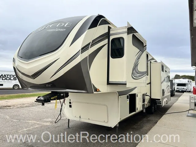 2019 Grand Design Solitude 385GK - Photo 4