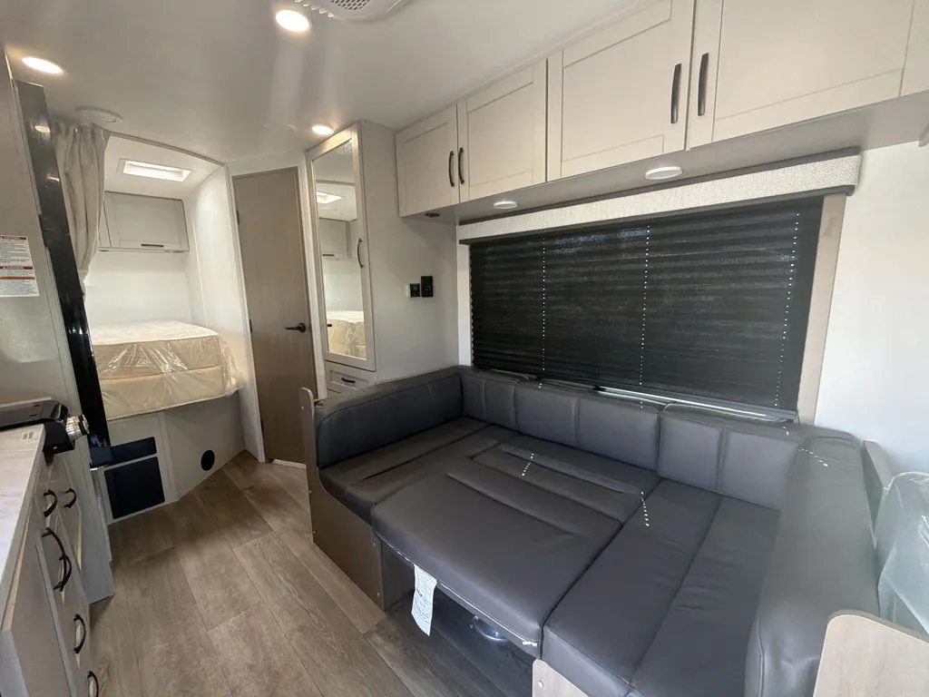 2027 Jayco Redhawk SE 22EF, Photos photo 2