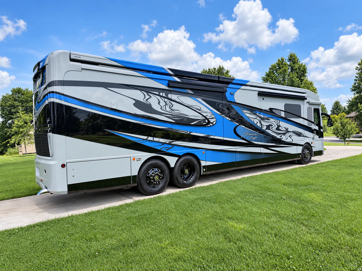 2027 American Coach American Eagle 45FW - Photo 4