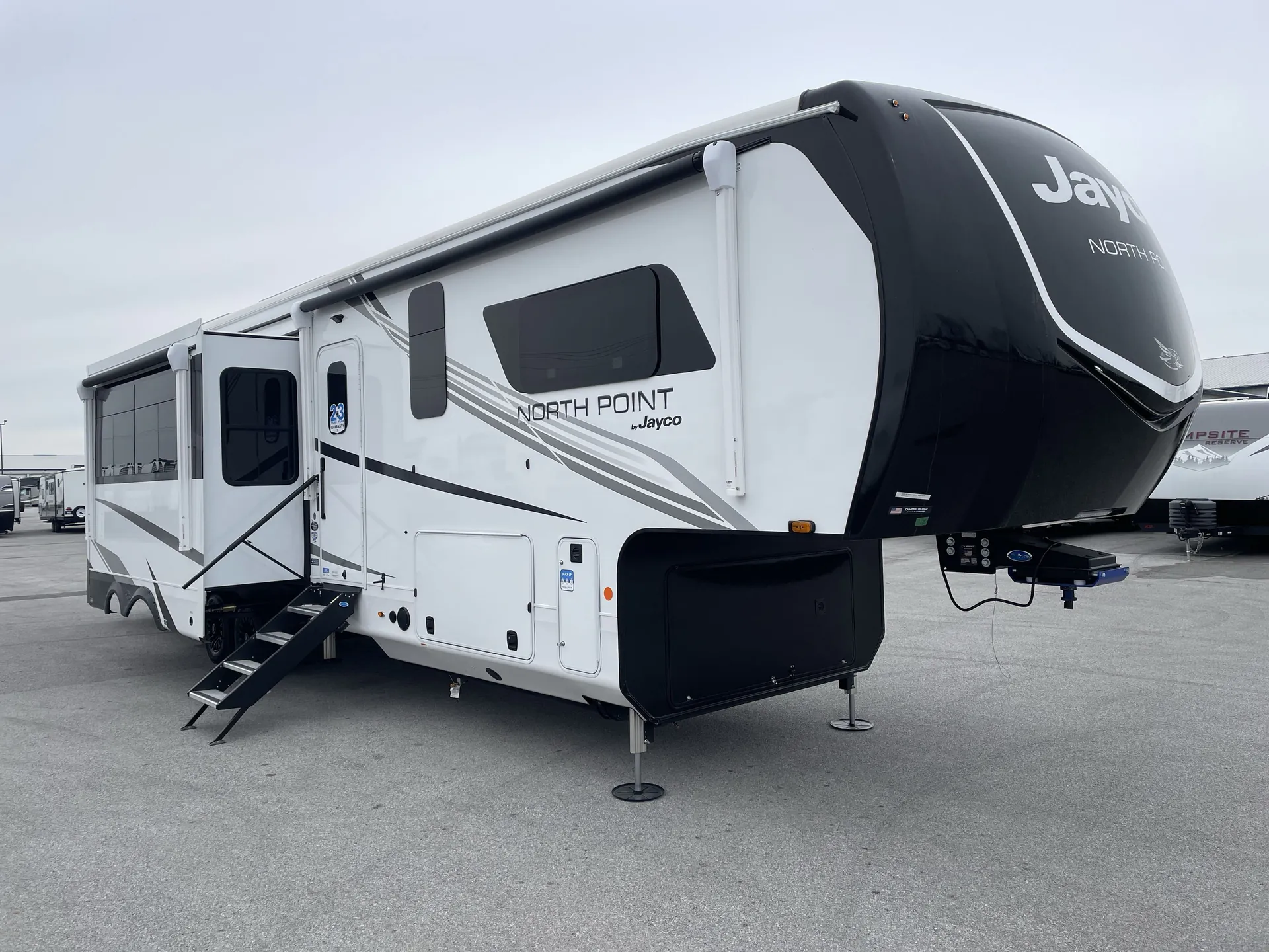 2026 Jayco North Point 390CKDS - Photo 2