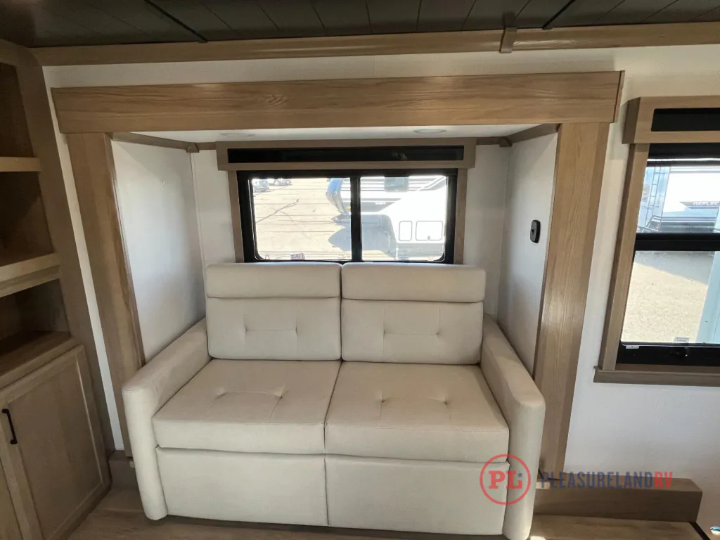 2024 Forest River RiverStone 425FO, Photos photo 5