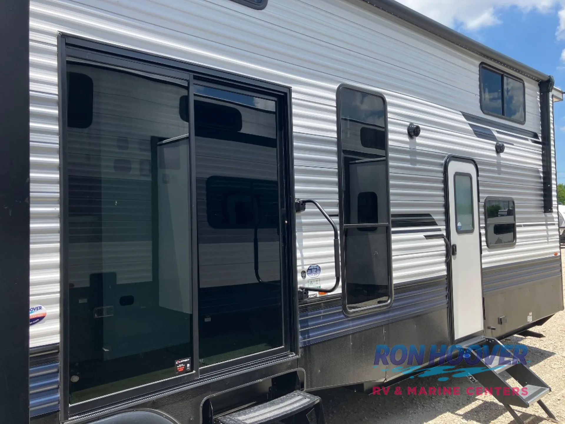 2026 Forest River Puma Vista 401RLFT - Photo 3