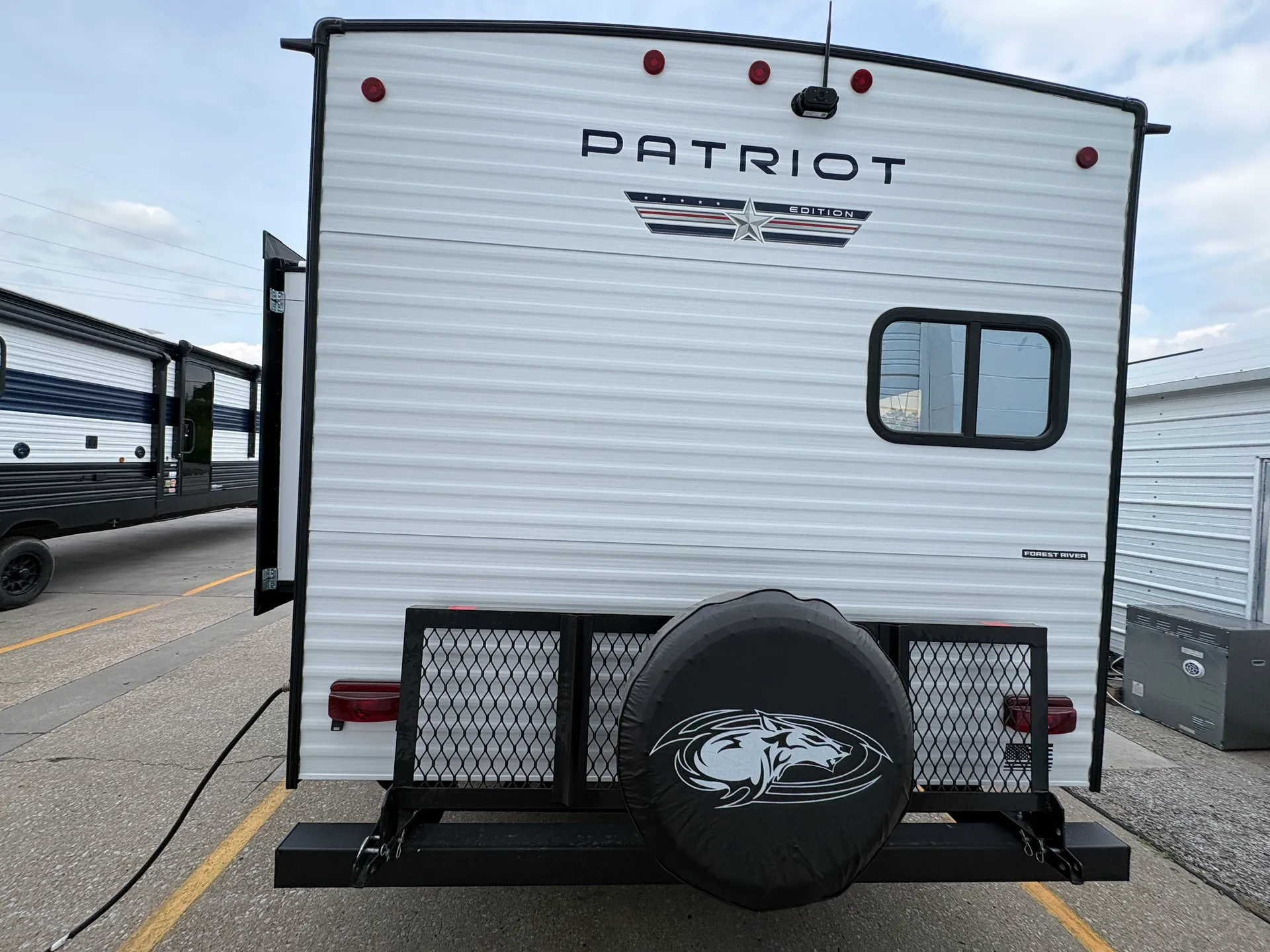 2027 Forest River Cherokee Grey Wolf 26SS — Photo 6