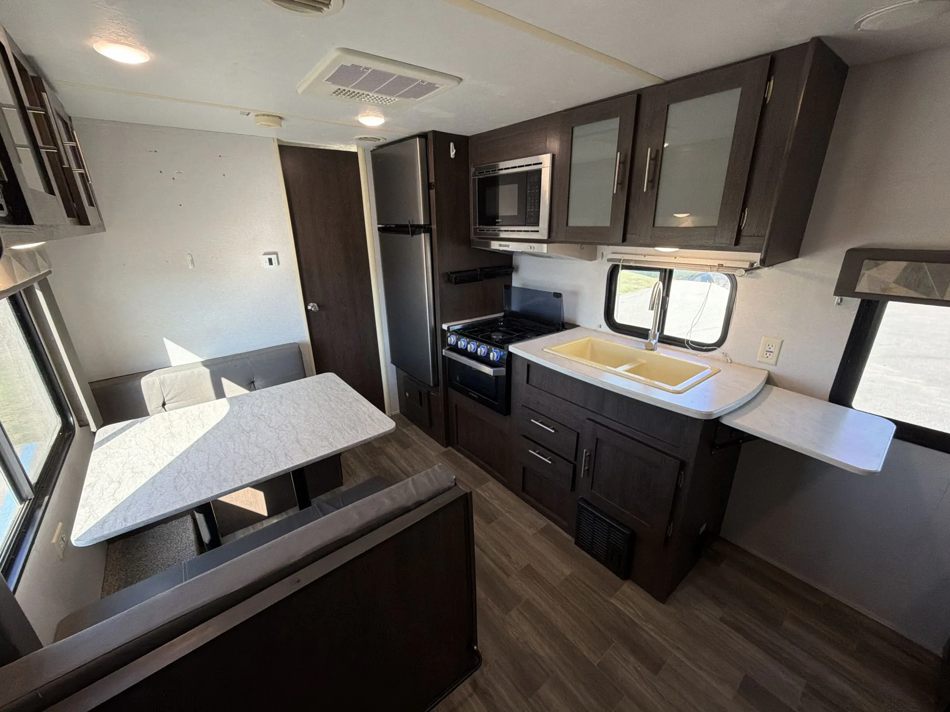 2019 Forest River Wildwood X-Lite 171RBXL — living area main
