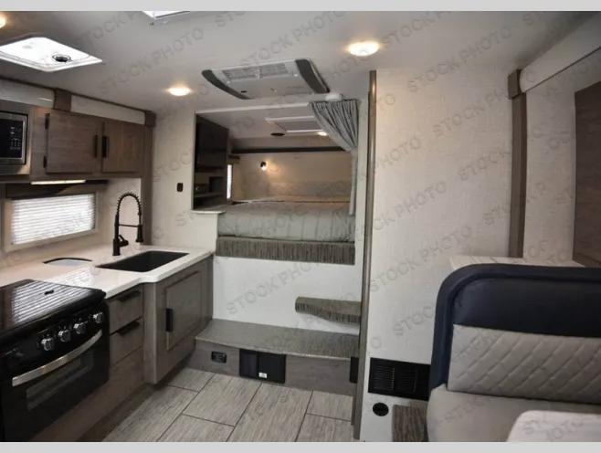 2026 Lance Lance Truck Campers New    1062 - Photo 2