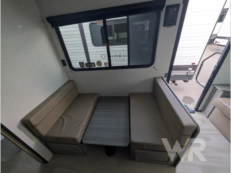 2027 Keystone RV Hideout 210RL - Photo 4
