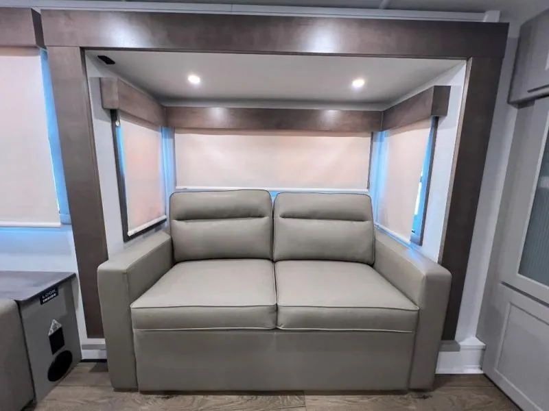 2026 Alliance RV Paradigm 385FL - Photo 3