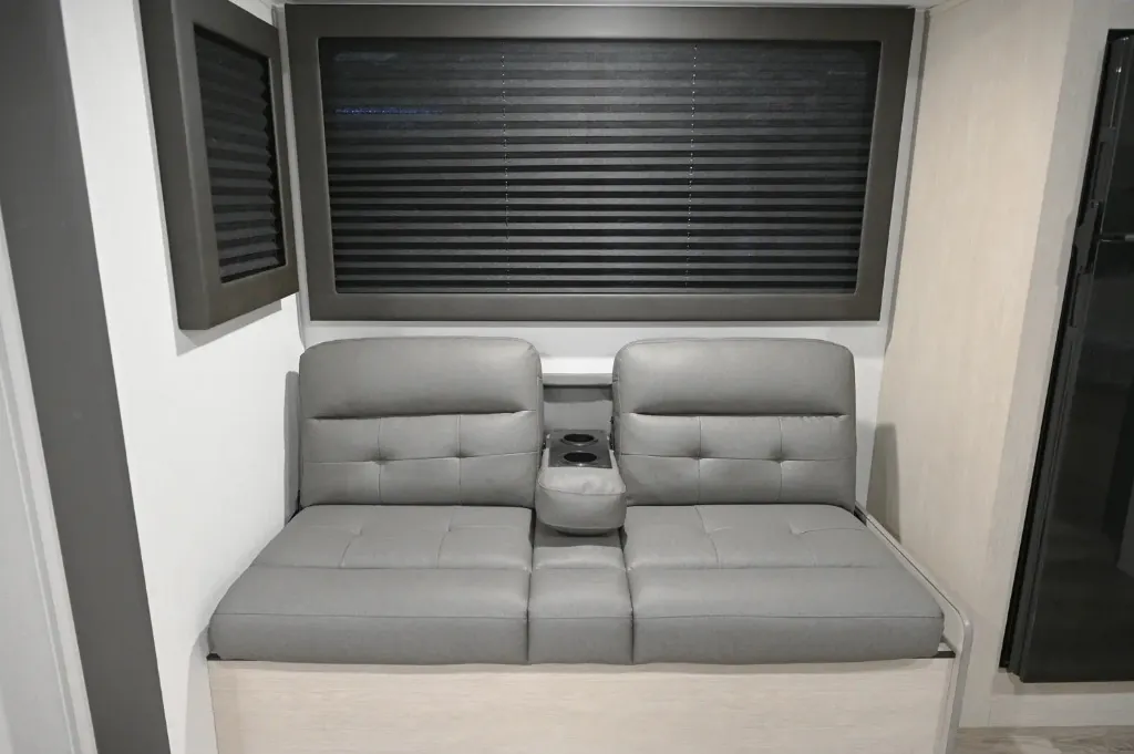 2026 Shasta RVs i-5 Edition 526RBS, Photos photo 9