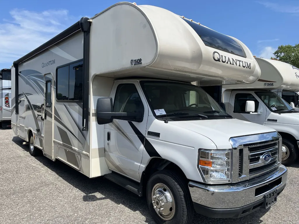 2020 Thor Motor Coach Quantum KW29 - Photo 2