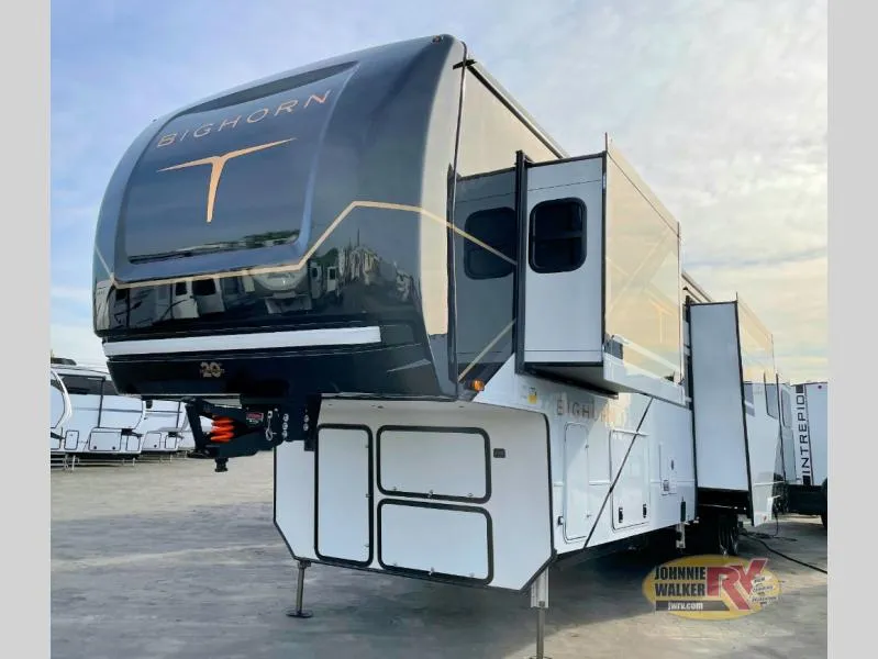 2025 Heartland Bighorn 392DS - Photo 4