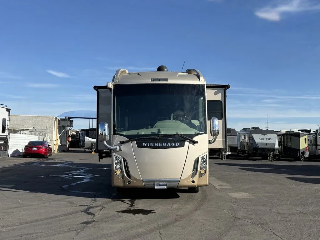 2017 Winnebago Grand Tour 45RL - Photo 4