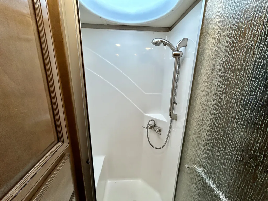 2020 Fleetwood Pace Arrow LXE 38K, Photos photo 38