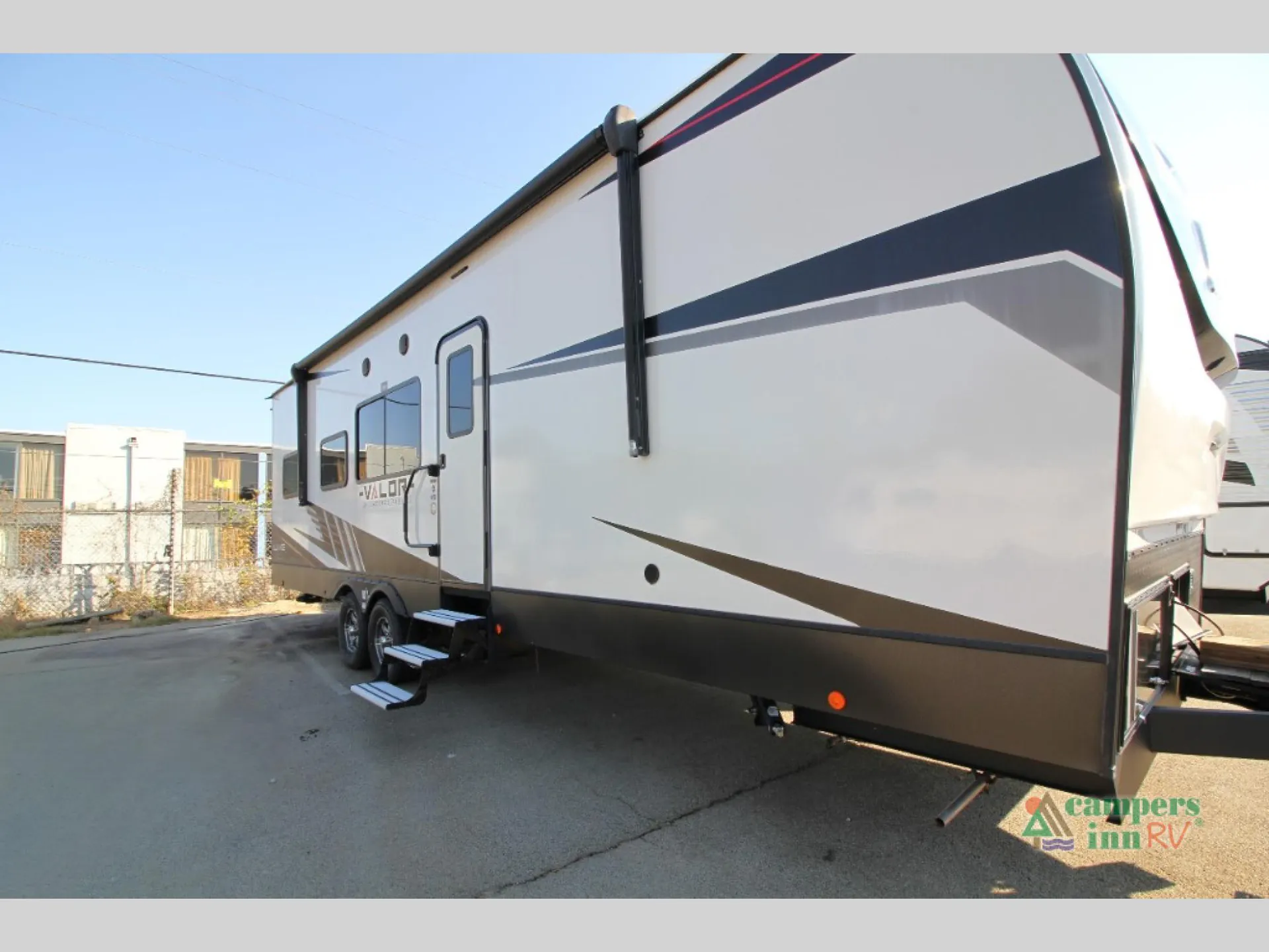 2023 Alliance RV Valor 29T18 - Photo 2