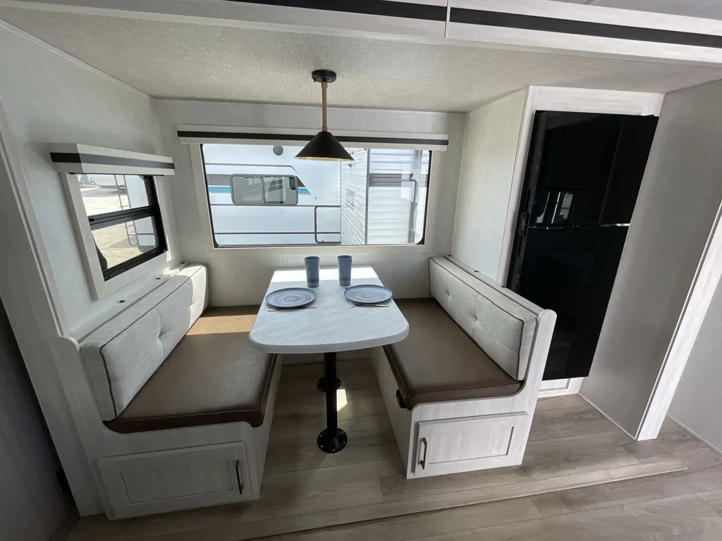 2025 Forest River Surveyor Legend 260BHLE, Photos photo 8