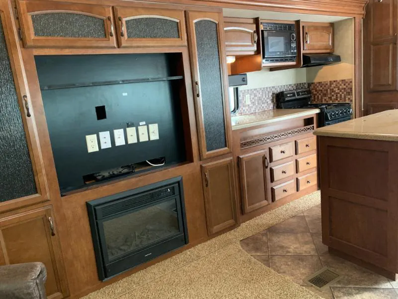 2014 Forest River Salem Villa Estate 393RLT, Photos photo 17