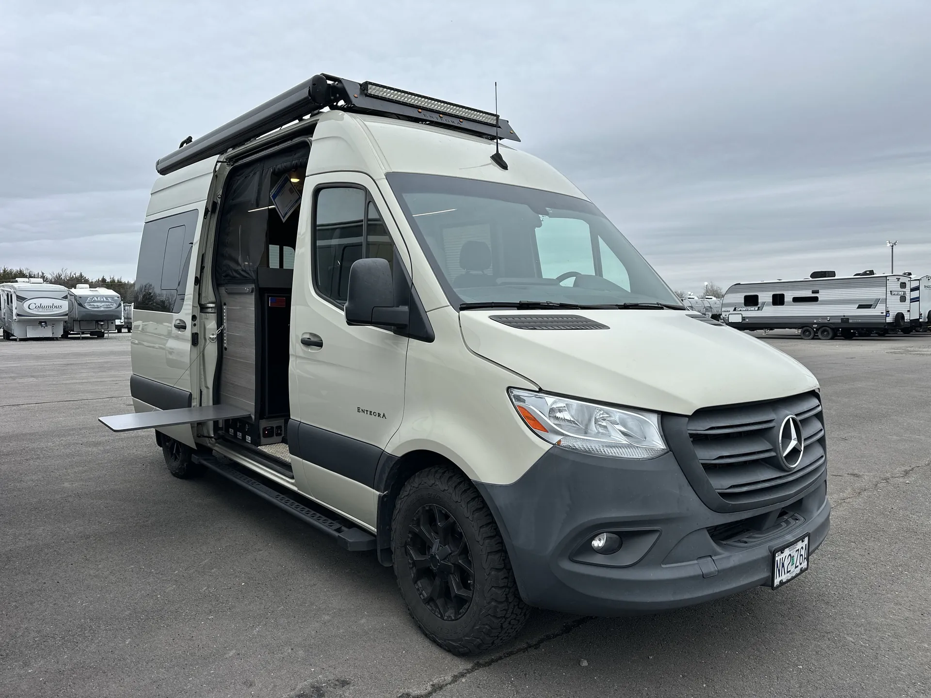 2022 Entegra Coach Launch 19Y - Photo 2