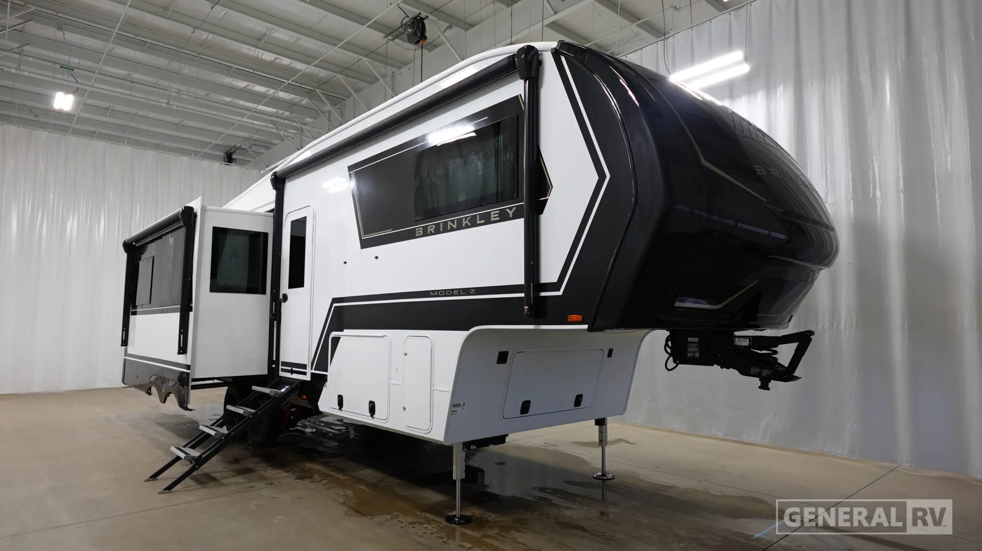 2026 Brinkley Model Z 2900 - Photo 2