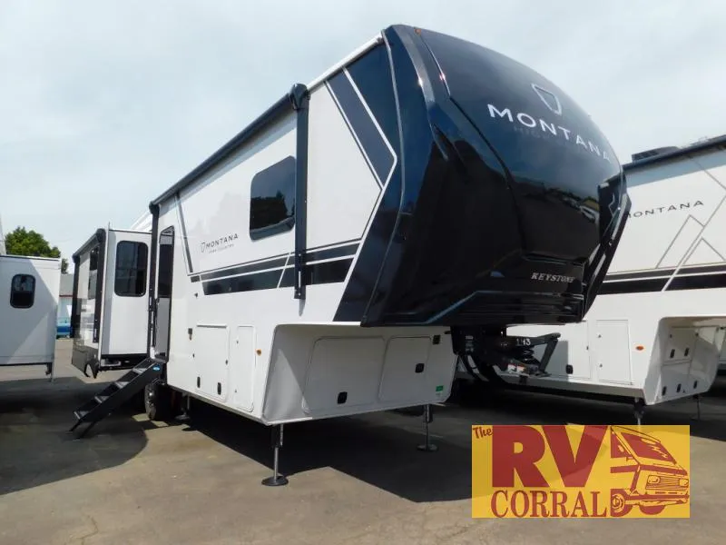 2027 Keystone RV Montana High Country 300RK - Photo 2