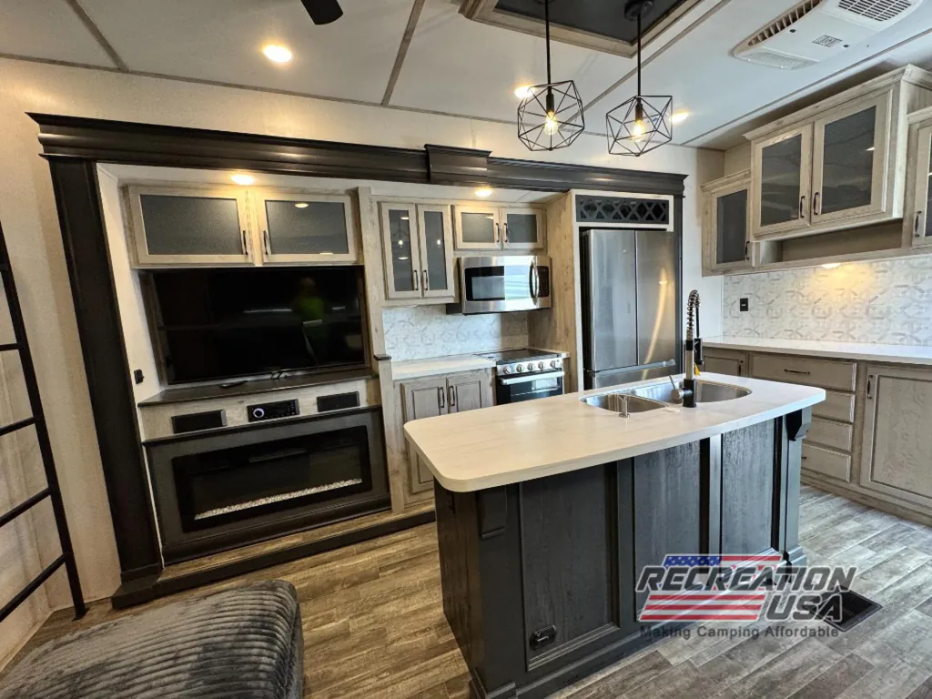 2023 Keystone Avalanche 390DS, Photos photo 11