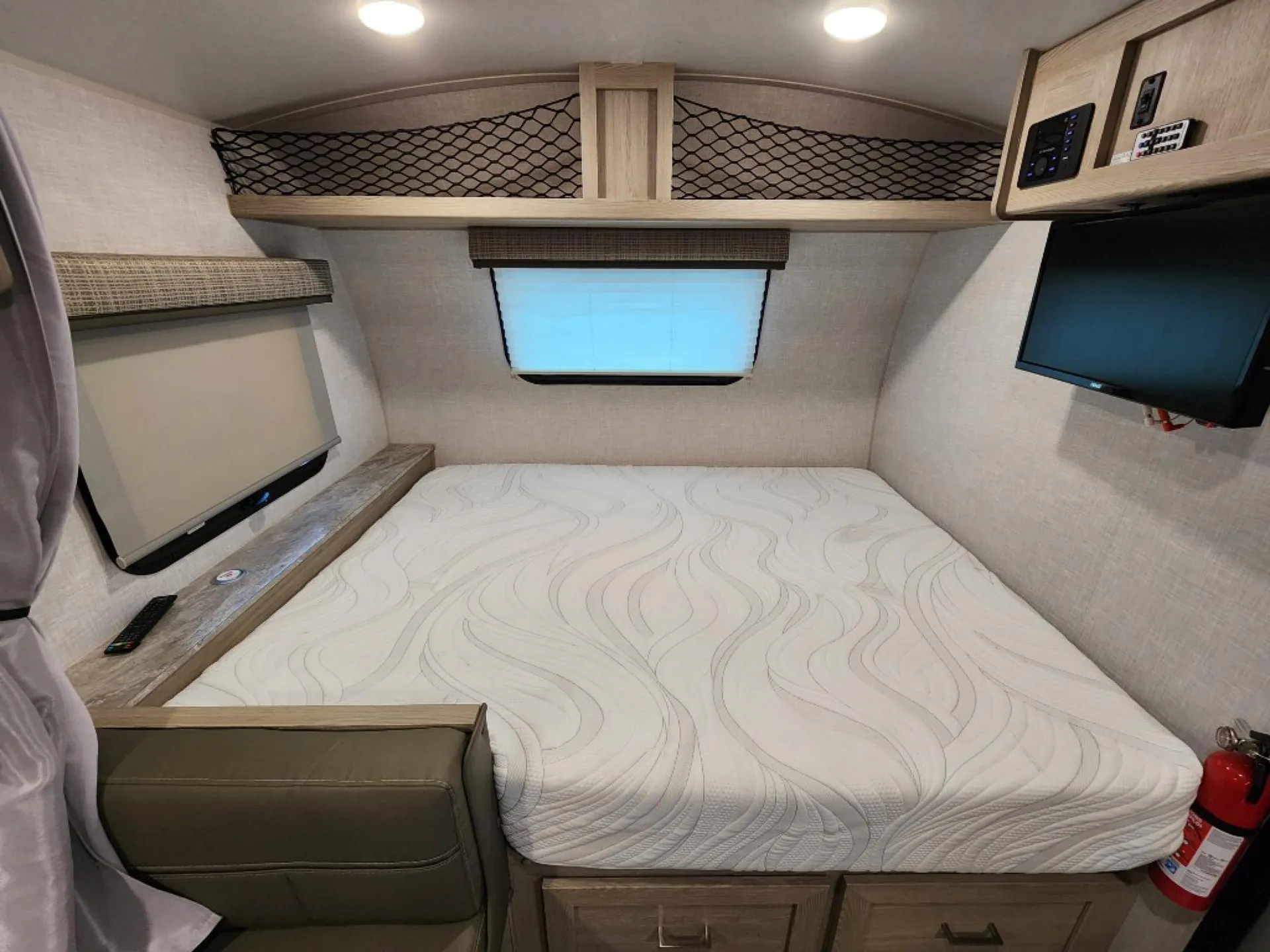 2021 Forest River RV Flagstaff E-Pro 19BH - Photo 4
