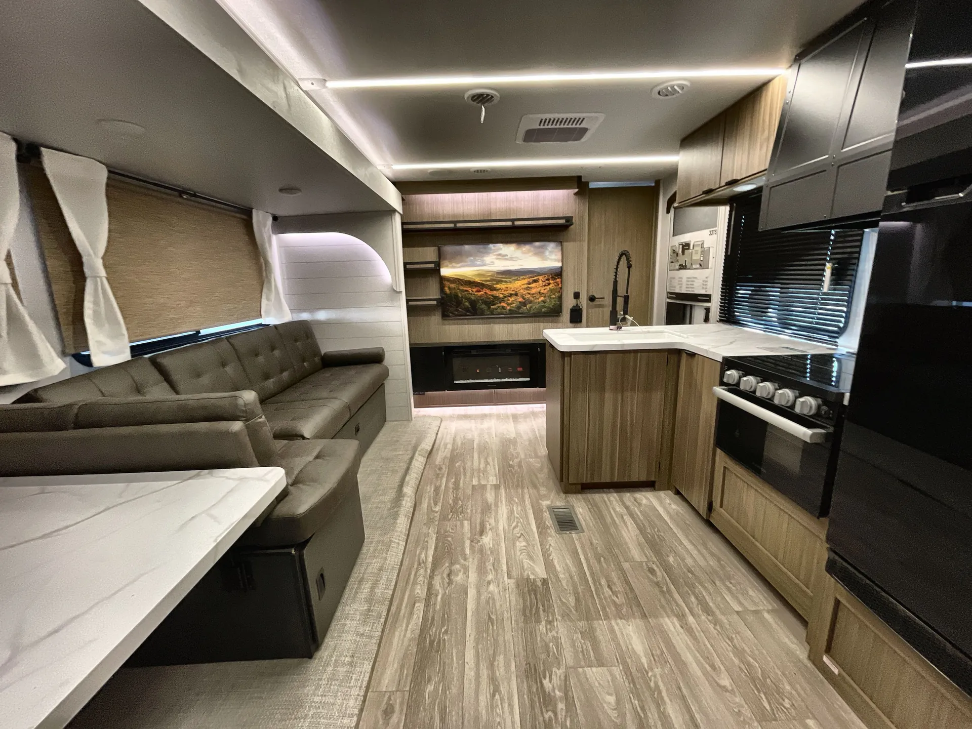 2026 Forest River Salem 33TS — living area main